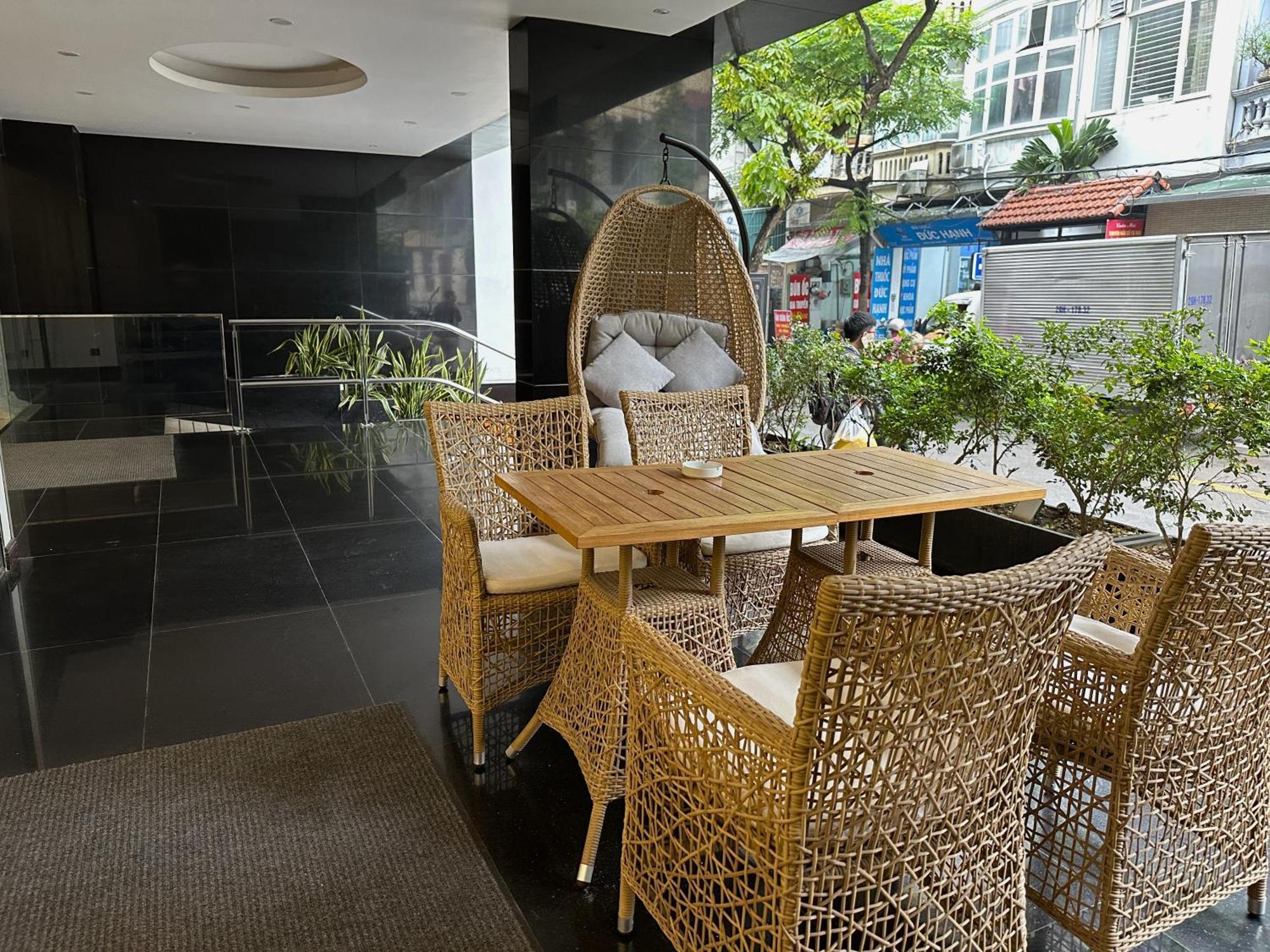 Hotel Yah &